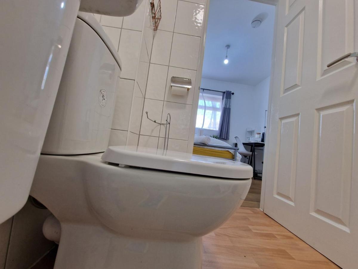 Nice Living Serviced Accommodations 4 Coventry Bagian luar foto